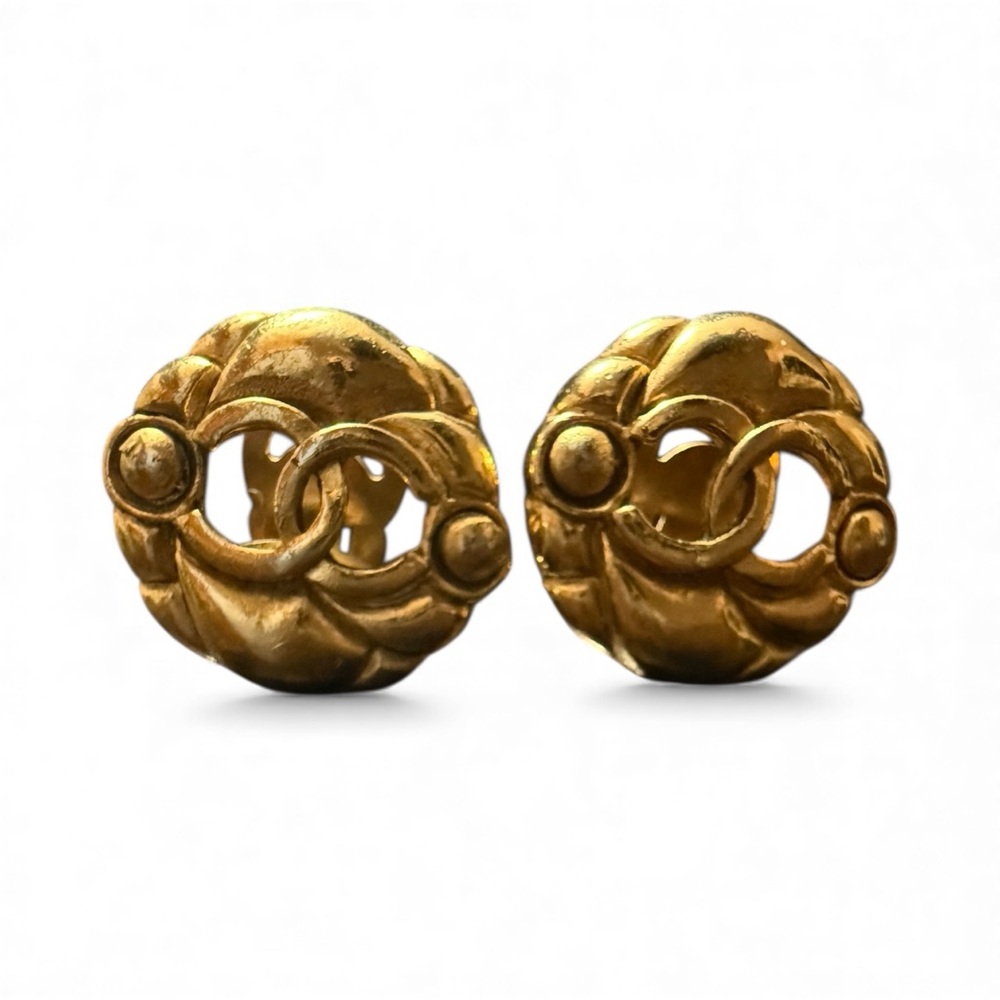 CHANEL Gold-tone Clip Earrings